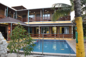 Sailee Farm & Resort With Pool